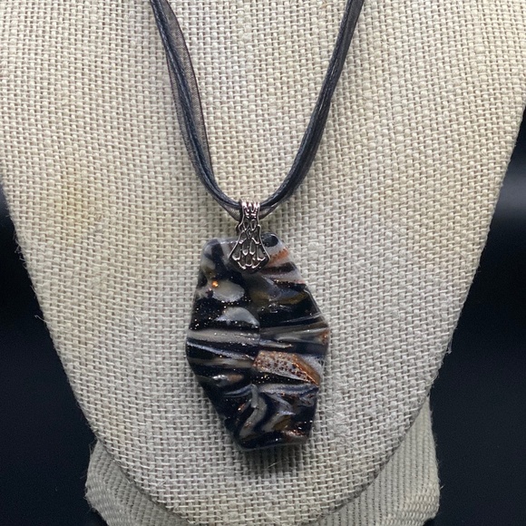 Handmade Pendant Necklace - Picture 1 of 1
